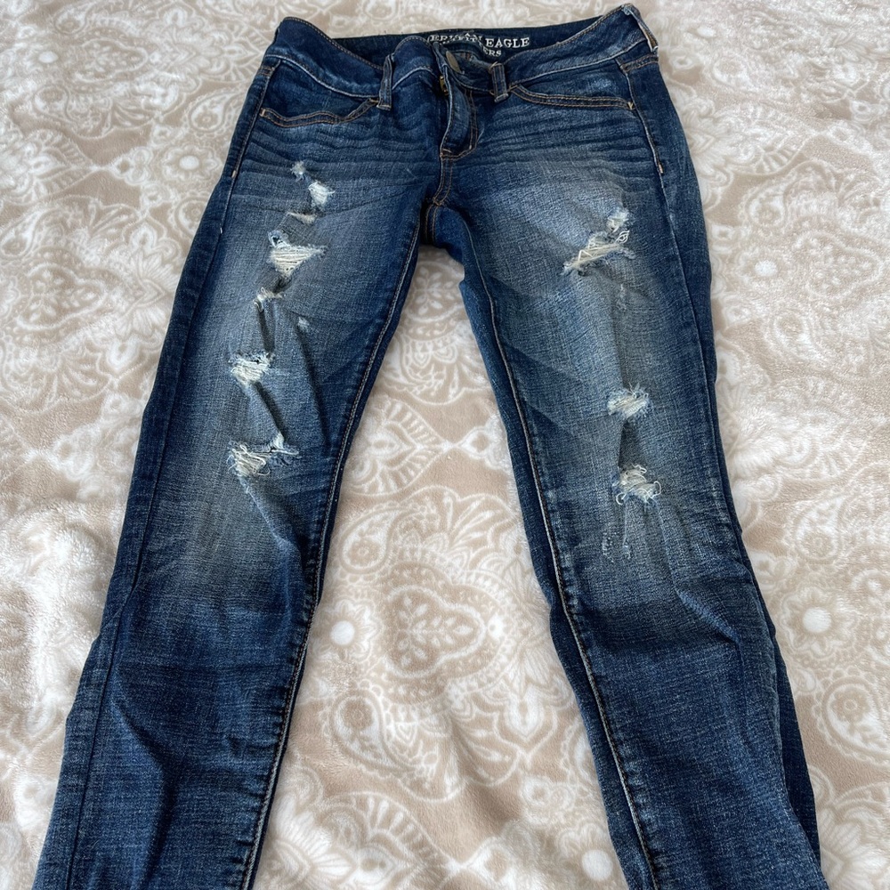 American Eagle distressed denim jeggings
